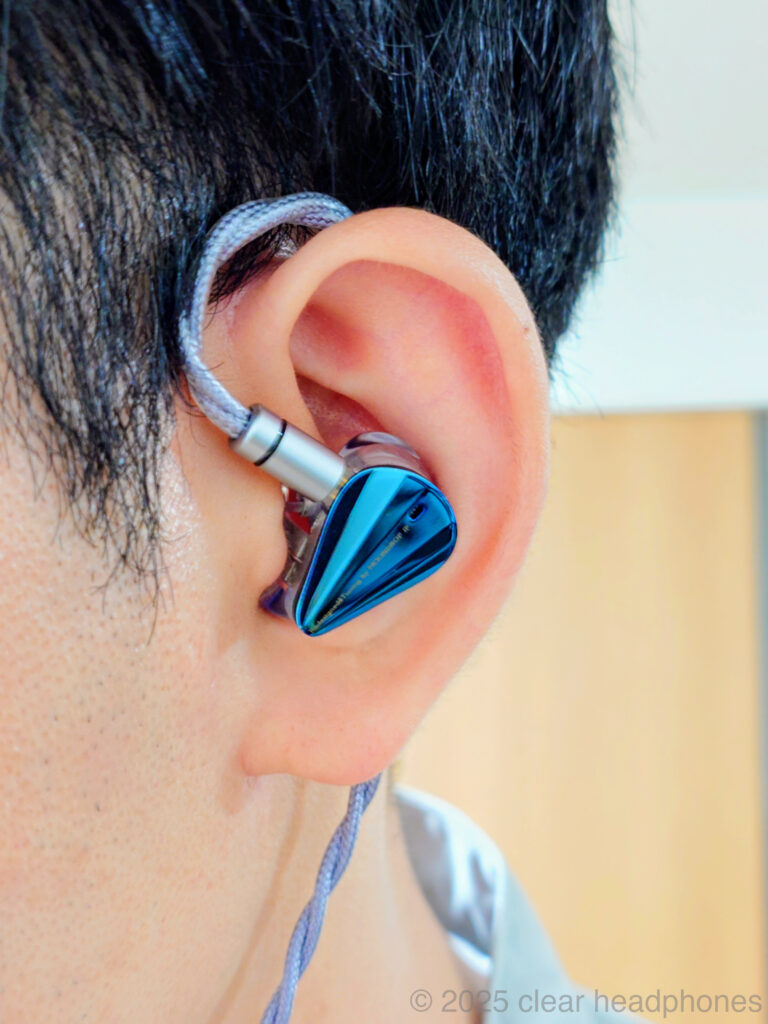 水月雨(MOONDROP) Blessing3 AQUA 装着時