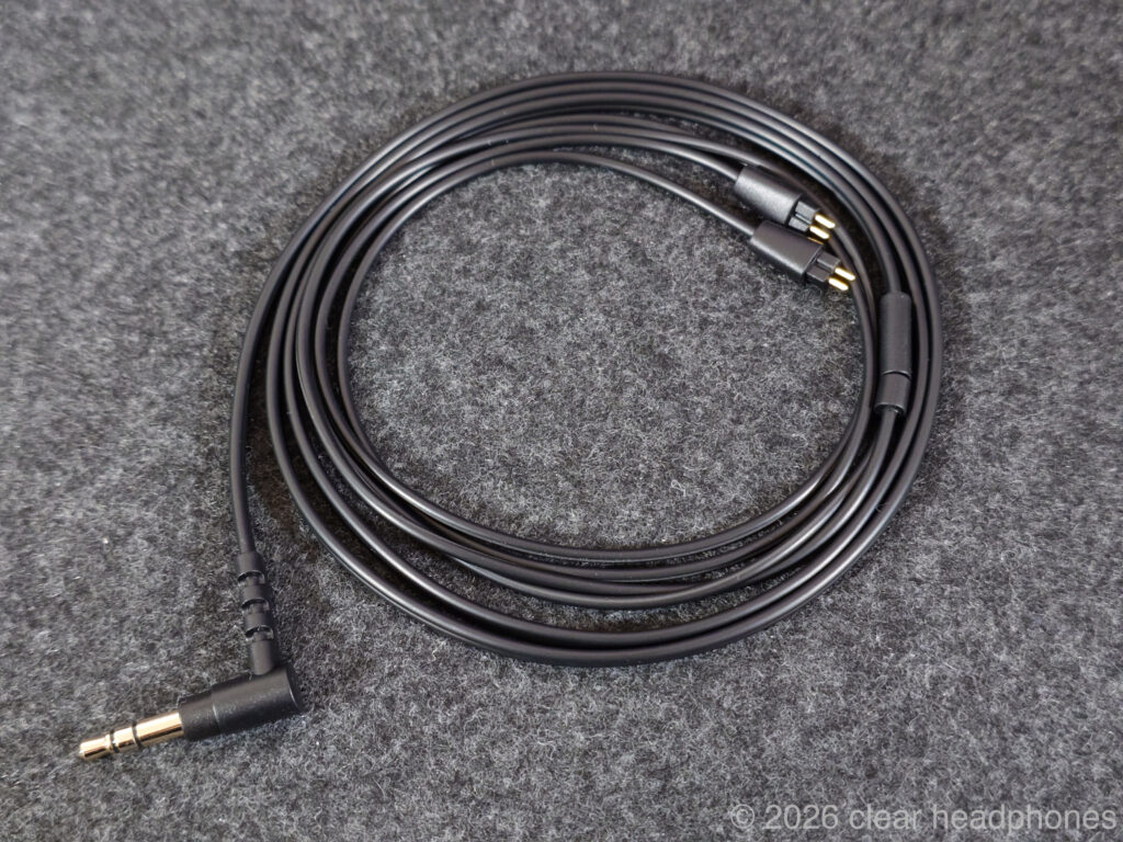 final A2000 付属ケーブル