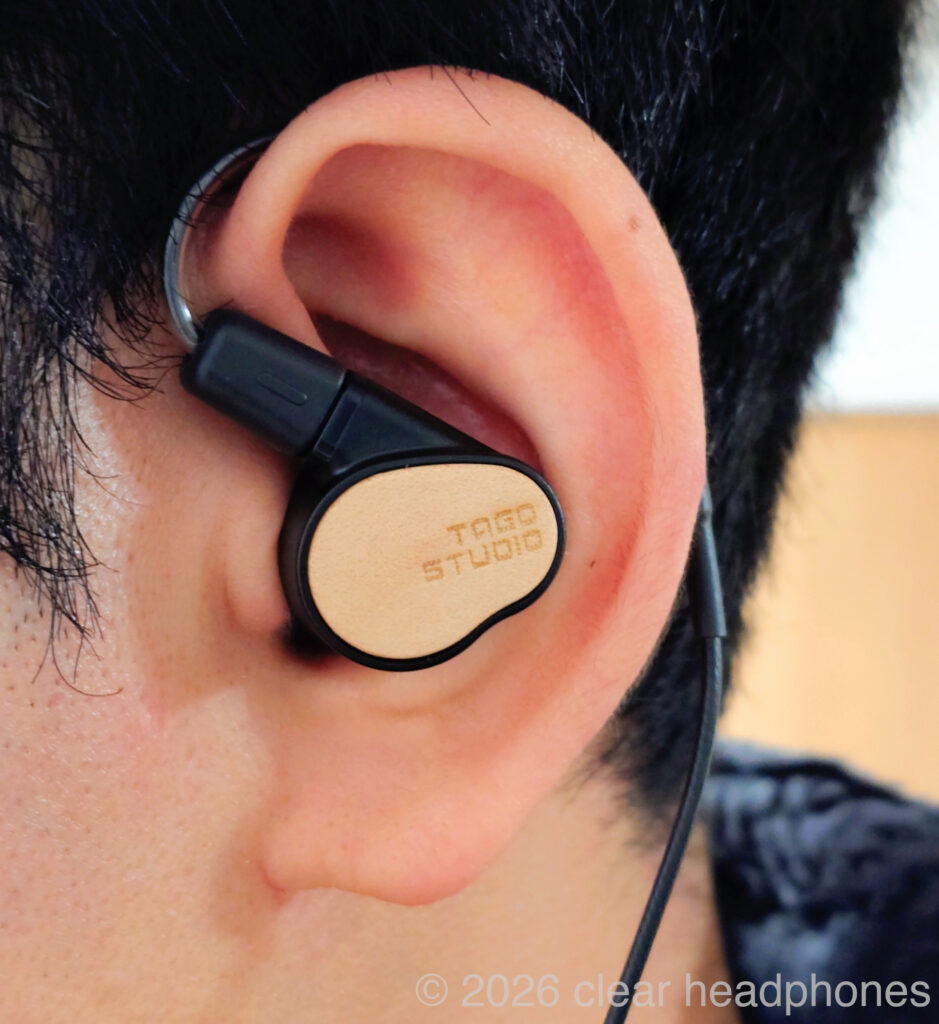 TAGO STUDIO T3-02 装着時